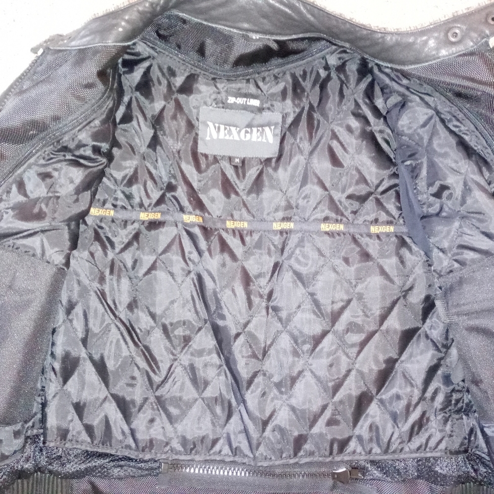 Jacket - Picture 3 of 3